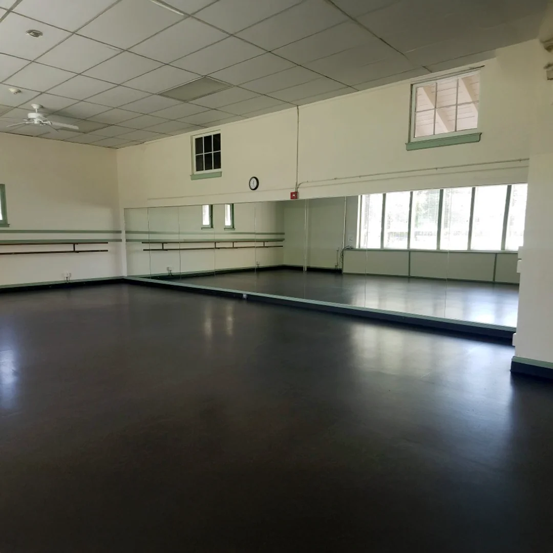 Empty dance studio with mirrors
